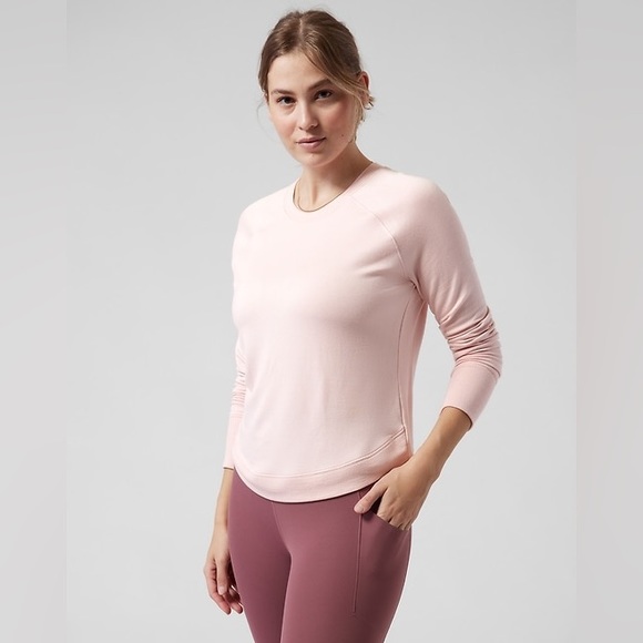 Athleta Tops - Athleta Mindset Sweatshirt in Light Pink Size Small